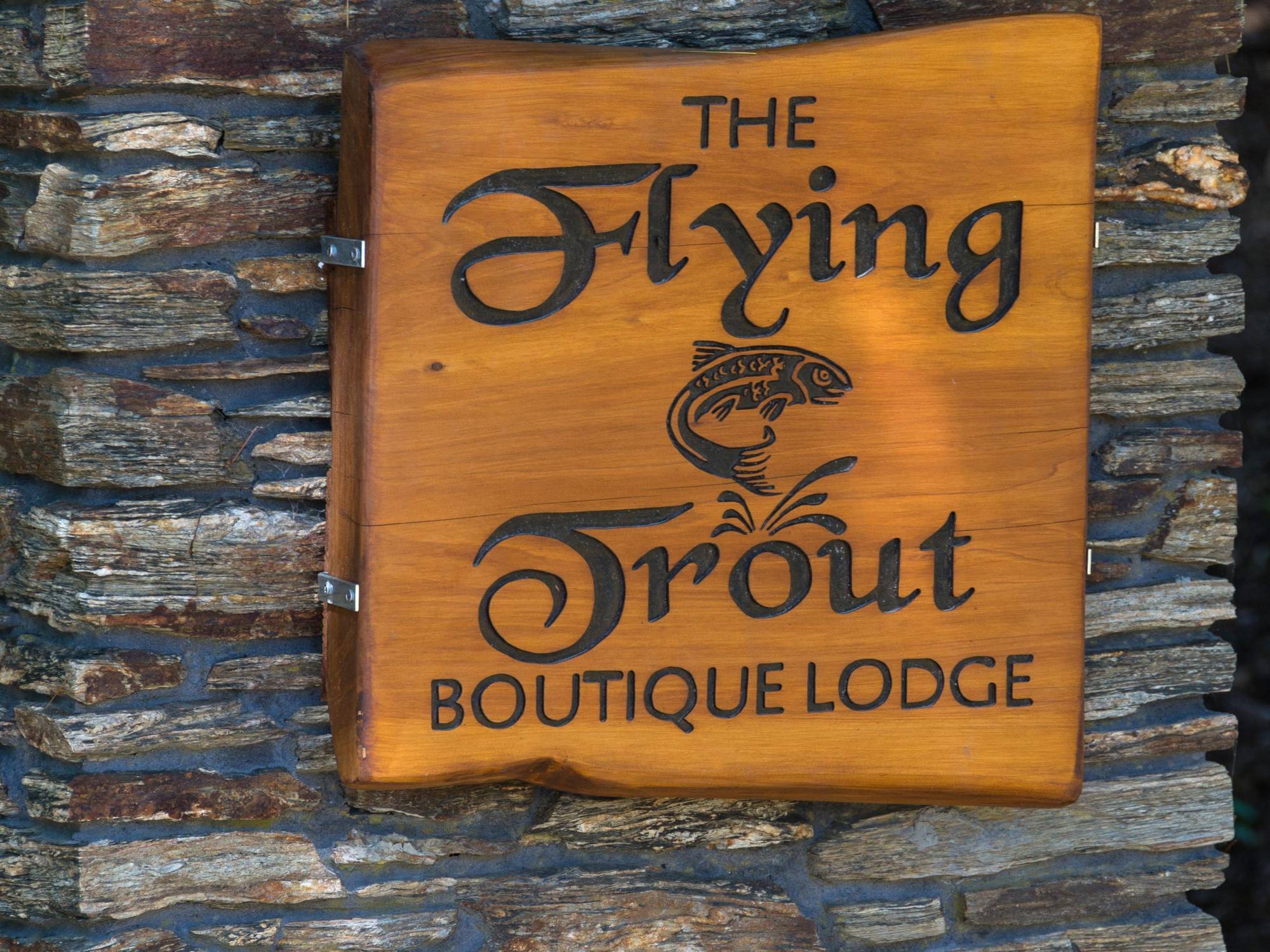 The Flying Trout Boutique Lodge Taupo Bagian luar foto