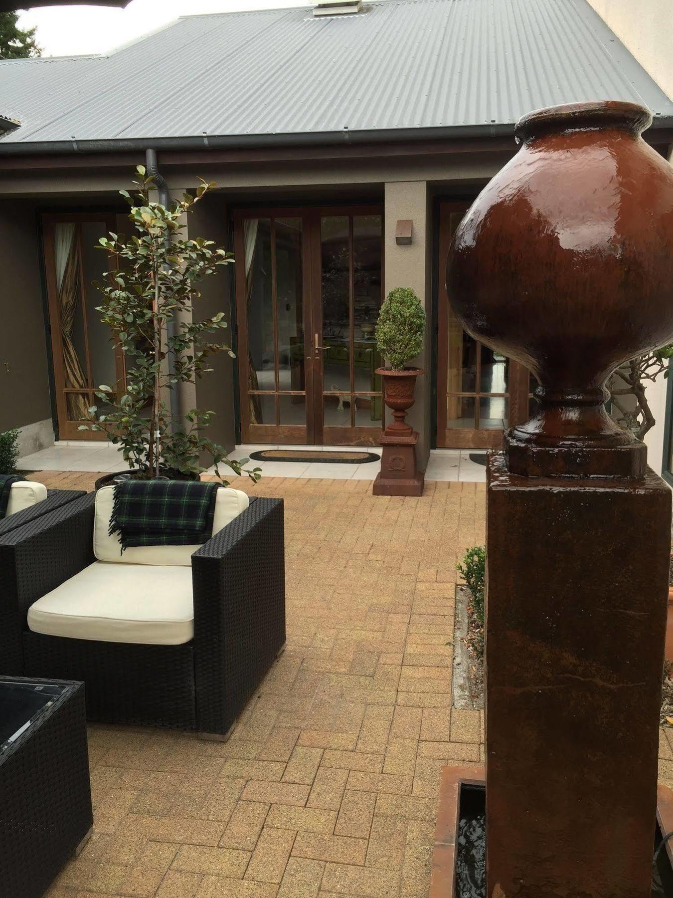 The Flying Trout Boutique Lodge Taupo Bagian luar foto