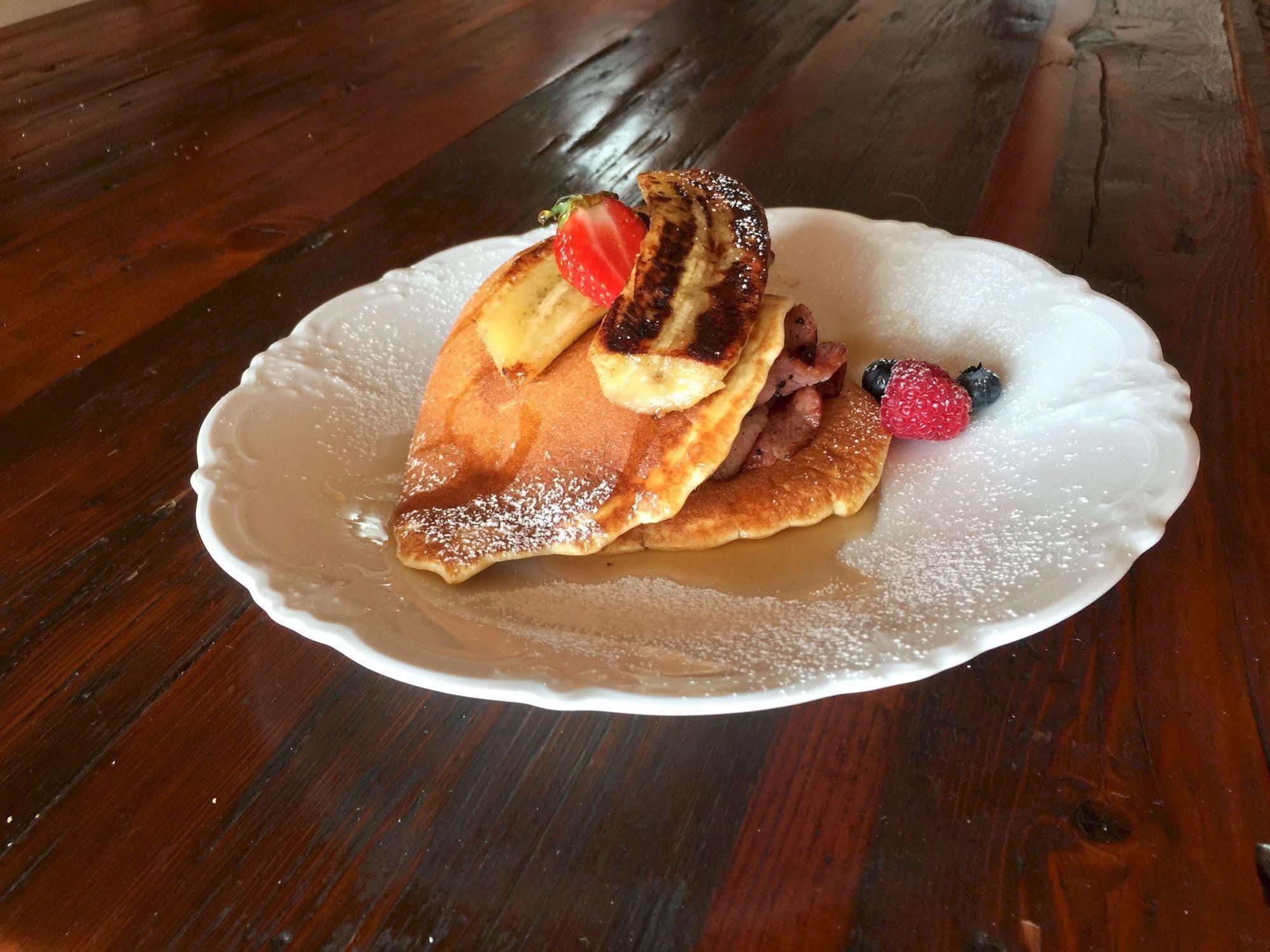 The Flying Trout Boutique Lodge Taupo Bagian luar foto