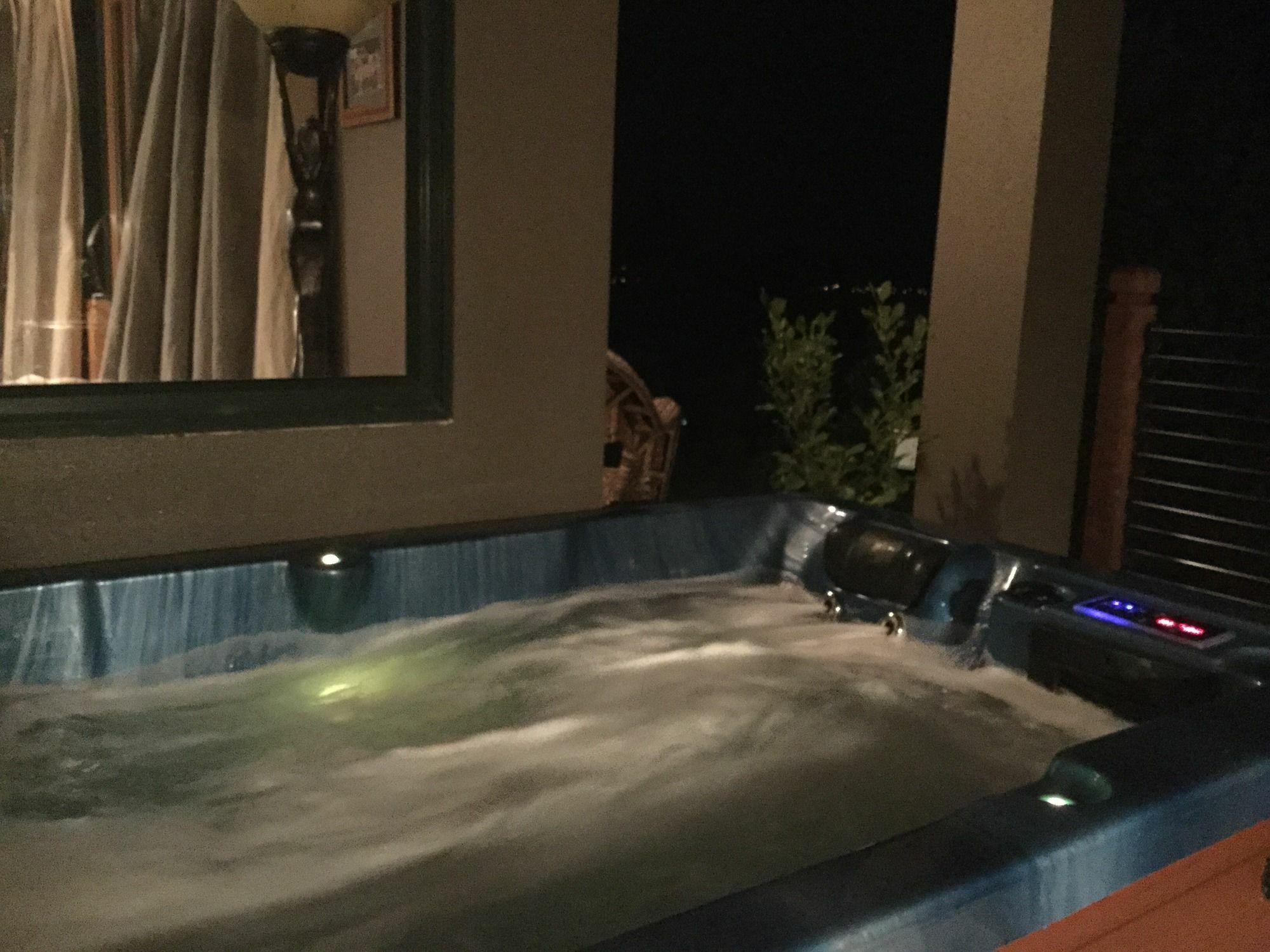 The Flying Trout Boutique Lodge Taupo Bagian luar foto